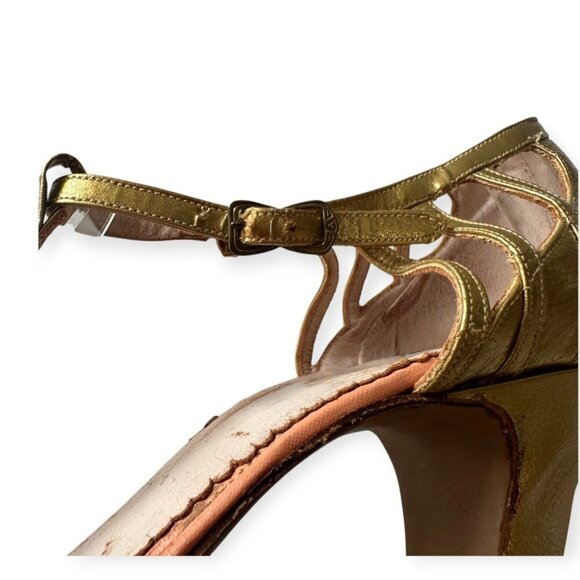 Vintage 1940s Gold T-Strap Flapper Heels by Radiant Styles – Mid Century Glamour - Picture 13 of 14